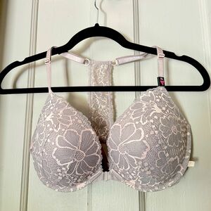 NWT Victoria secret adjustable racer back bra with front clasp